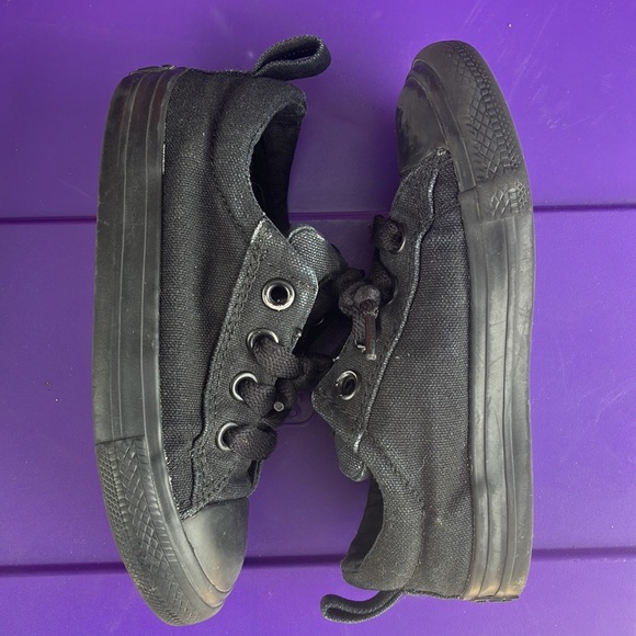 Black Converse sz 9 Infant - Picture 8 of 10